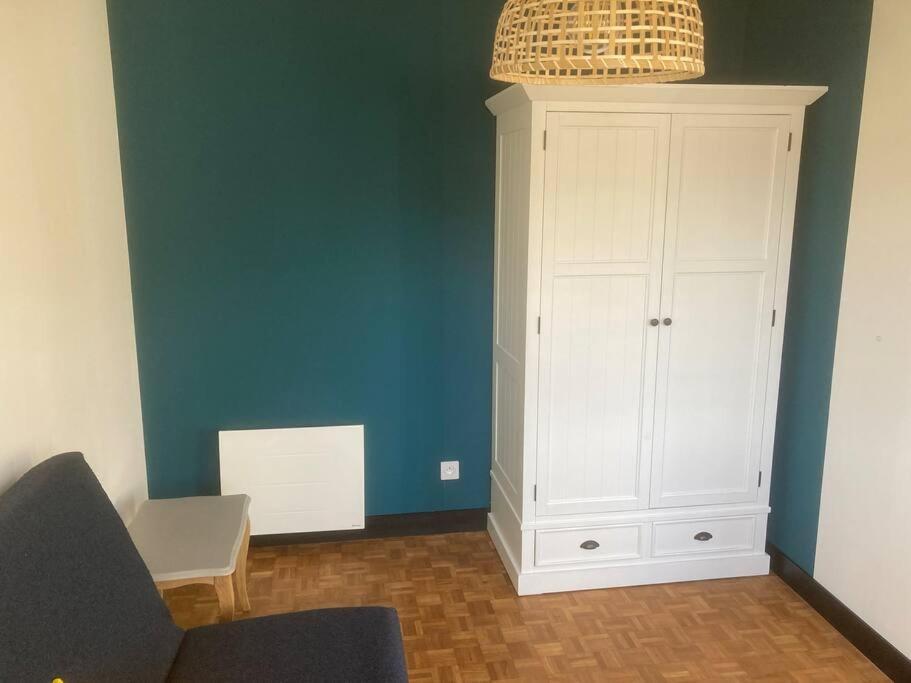 Appartement Le Coty Bolbec Exteriör bild