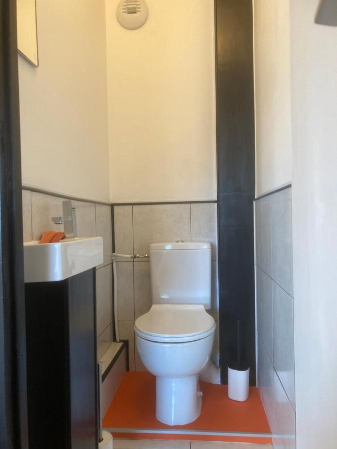 Appartement Le Coty Bolbec Exteriör bild